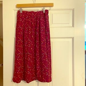 NWOT JESSY B  PATTERNED ELASTIC HIGH WASTED SKIRT